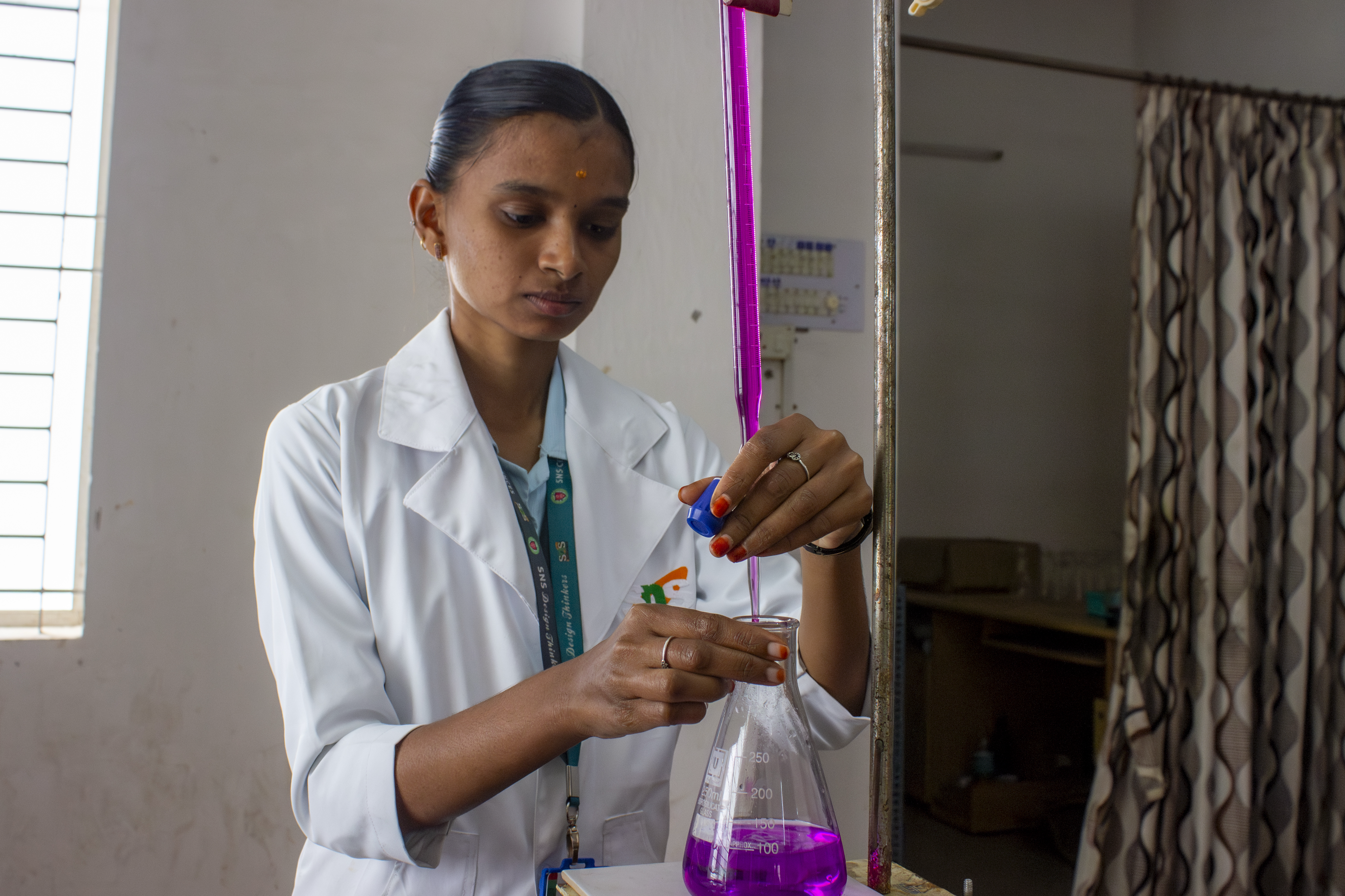 Pharmaceutical Chemistry Lab